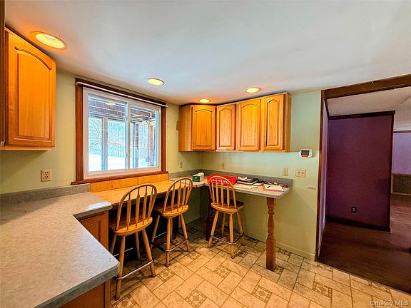 5th image of 444 Hoagerburgh Road