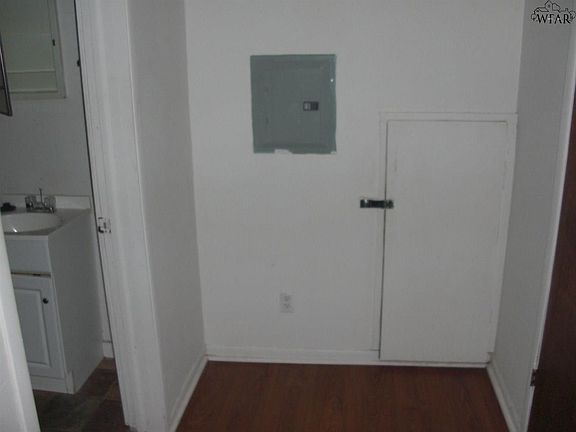 4th image of 1623 Elizabeth Ave APT A