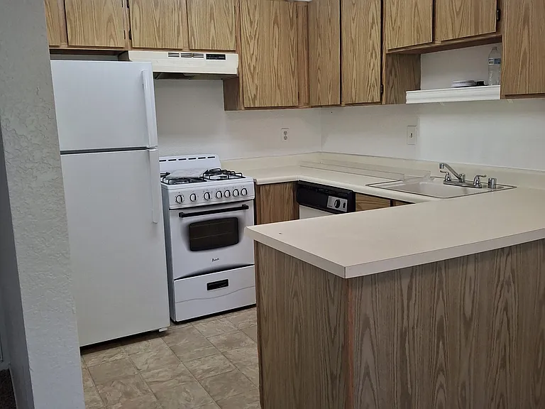 38 McKenzie Ct #38 — Photo 5