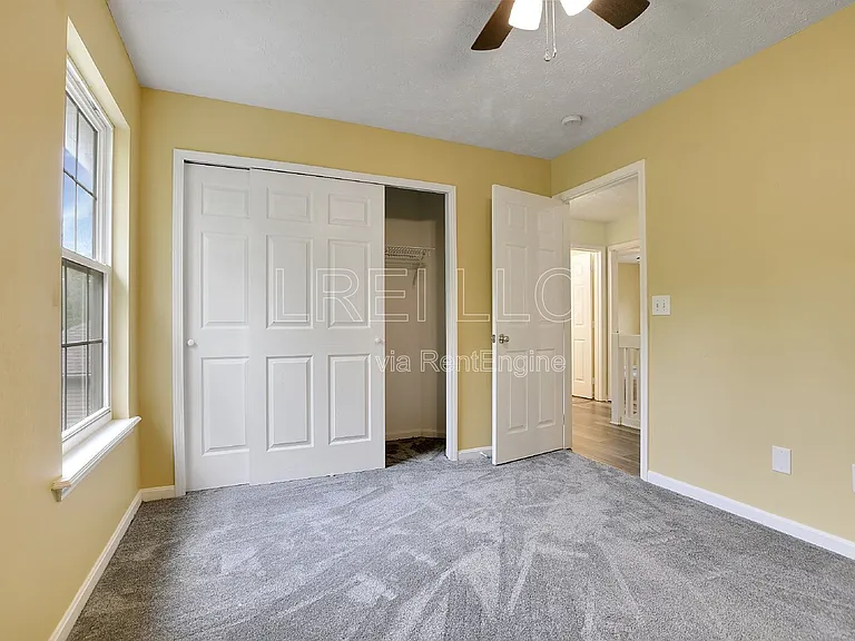 5703 Georgia Ln — Photo 10