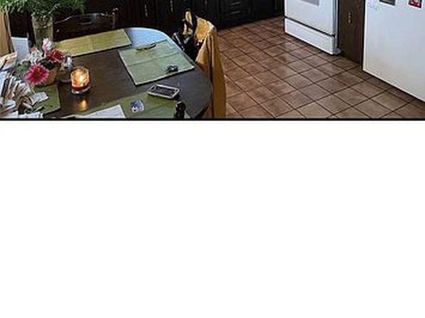 406 Plum Way