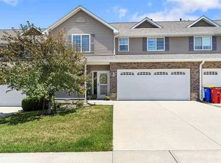 1674 Burr Dr, North Liberty, IA 52317