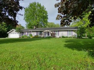 401 Schultz Rd, Elma, NY 14059