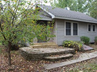 1609 S 15th St, Niles, MI 49120