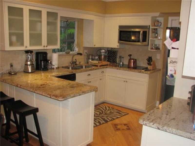2nd image of 1032 Sorolla Ave