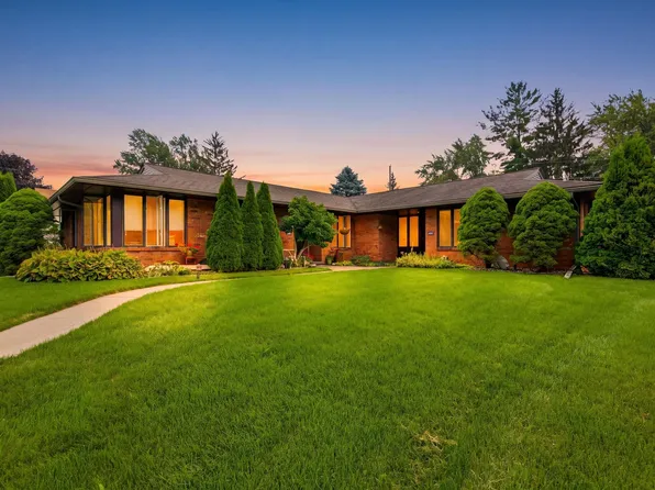 2606/2608 Baer St, Cross Plains, WI 53528