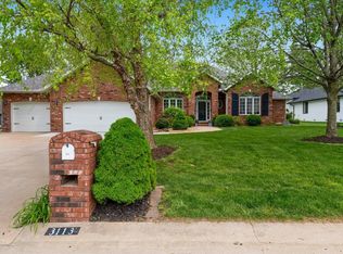 3113 Winged Foot Dr, Nixa, MO 65714