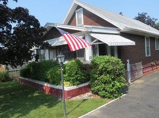 12 Vly Rd, Albany, NY 12205