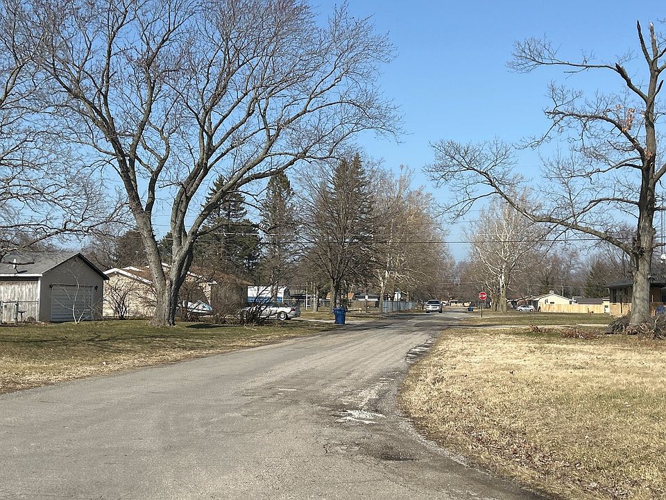 2nd image of 2149 Ogden Ave