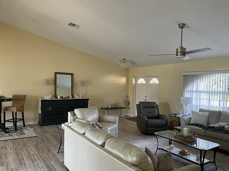 4107 Dahoon Holly Ct — Photo 3
