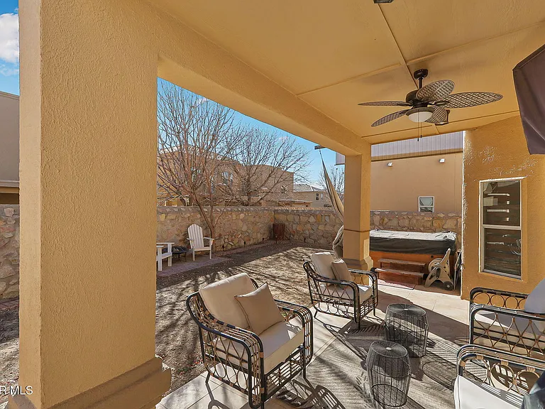 11608 Saint Thomas Way — Photo 35