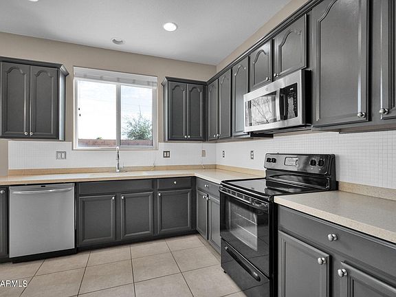 4th image of 31269 N CAVALIER Drive
