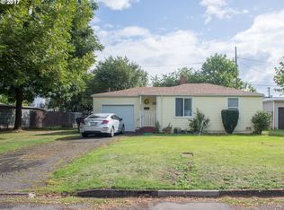 285 26th St, Springfield, OR 97477