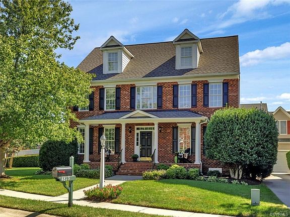 2nd image of 4819 Coachmans Landing Ct