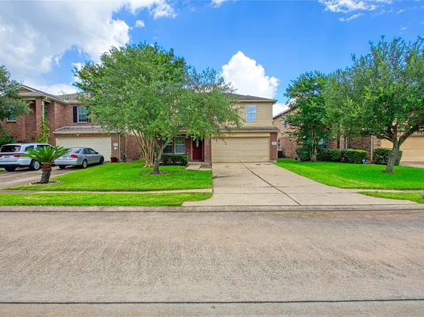 8907 Grand Villa Ln, Richmond, TX 77407
