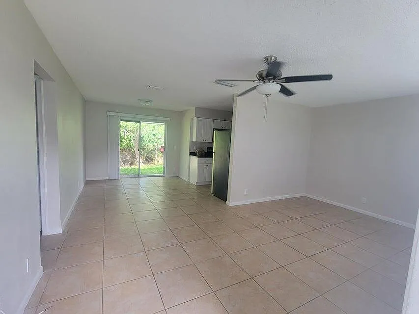 2 bed, 2.0 bath, 1000 sqft, $2,100 — Photo 3