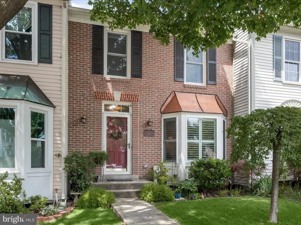 2116 Heritage Dr, Baltimore, MD 21209