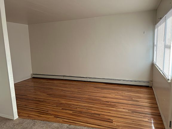 3rd image of 450 Beach 63rd St