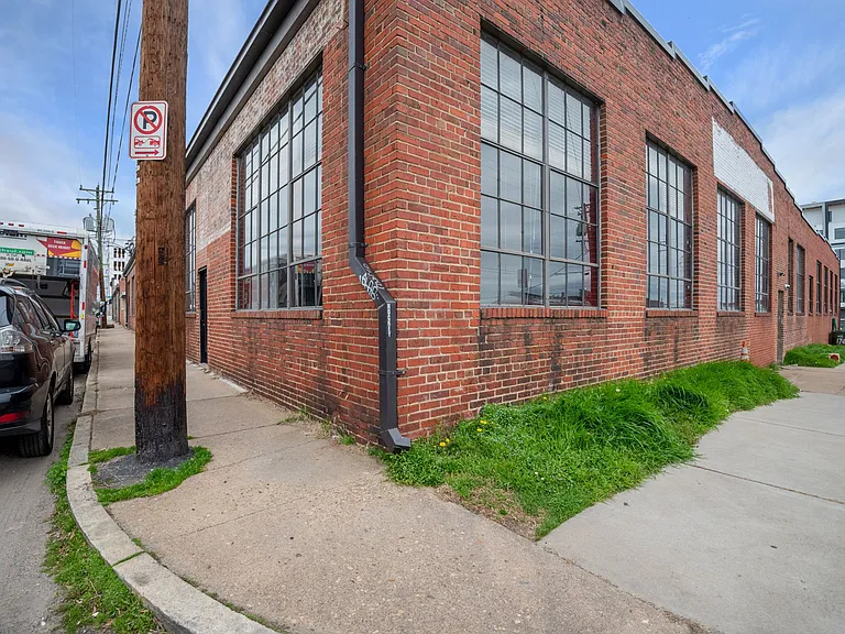 7th Street Lofts — Photo 15