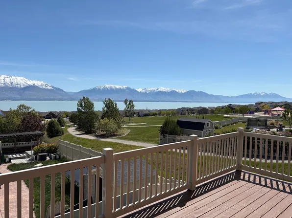 2894 S Fox Pointe Dr W, Saratoga Springs, UT 84045