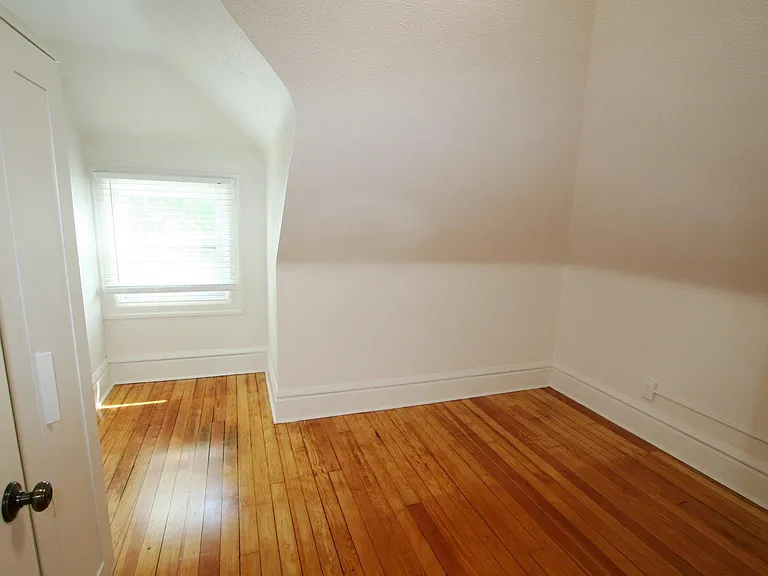 1423 Race St #5 — Photo 6