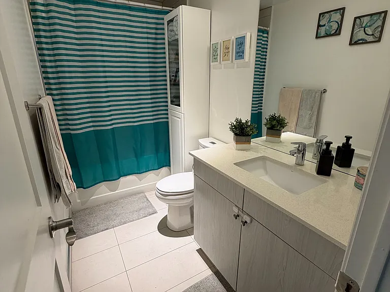 365 Beech Ave #302 — Photo 8