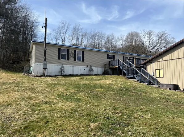 557 Poverty Hollow Rd, Somerset, PA 15501