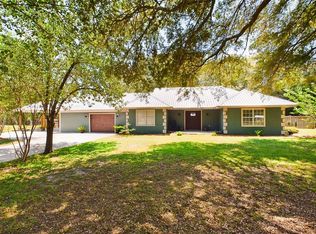 44 Melody Dr, Jesup, GA 31545