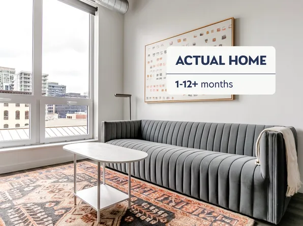 61 W Erie St, Chicago, IL