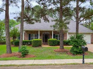 1245 Woodberry Dr, Madison, MS