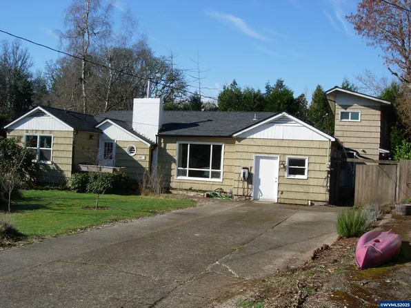 3885 Welty Ave SE, Salem, OR 97302