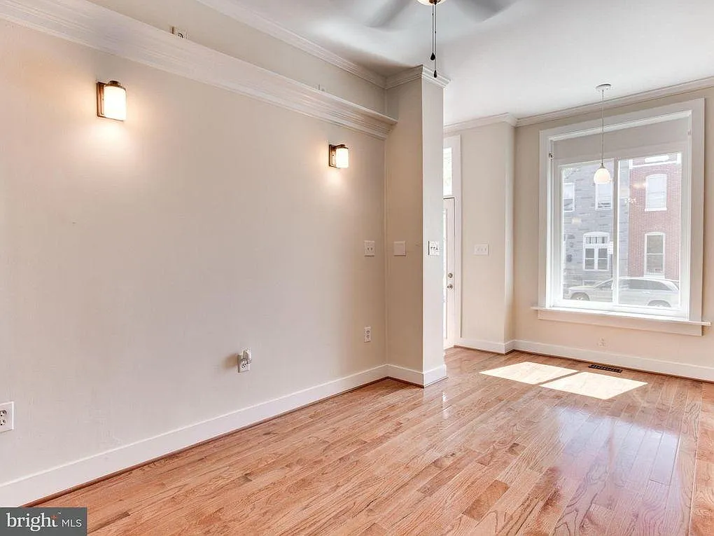 3218 E Baltimore St — Photo 4