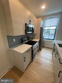 1 bed, 1.0 bath, 440 sqft, $1,950 — Photo 4