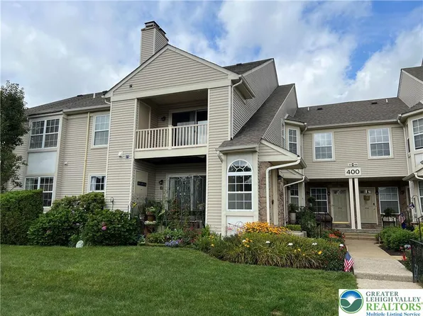 402 Bedford Ct #402, Quakertown, PA 18951