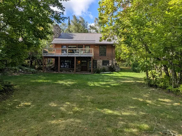 1809 Everett Bay Rd, Tower, MN 55790