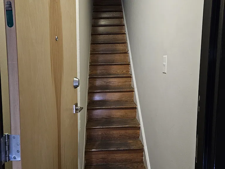 3926 Pine St #2 — Photo 2