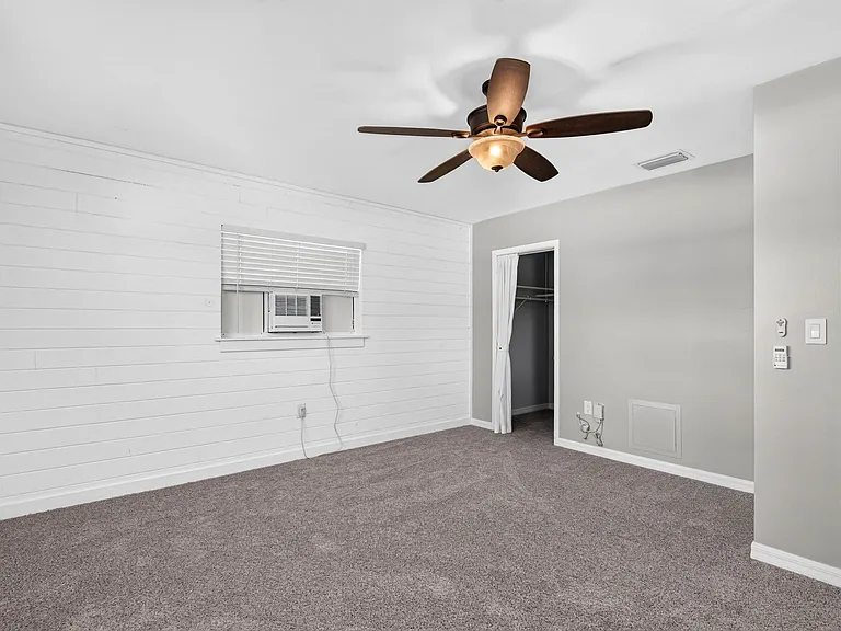 1521 San Roy Dr — Photo 18