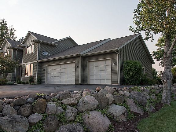 4th image of E1750 River Wood Dr