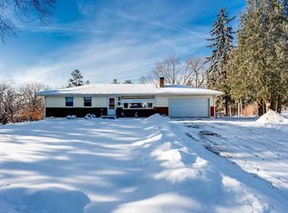 2642 Cedar Crest Rd W, Minnetonka, MN 55305