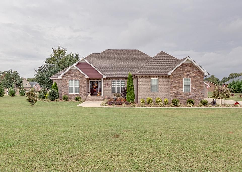 1st image of 147 Bryan Dr