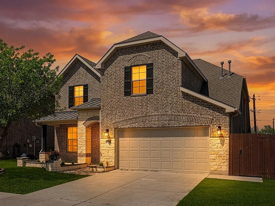 740 Sundrop Dr