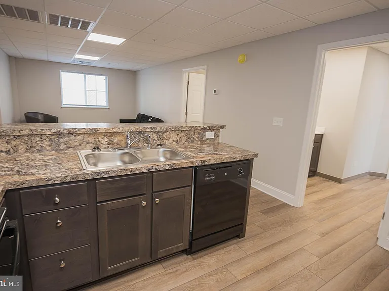 123 Bateman St #2-214B — Photo 18