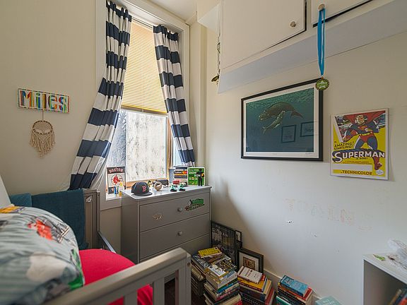 5th image of 434 Vanderbilt Ave #2
