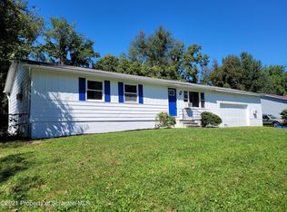 5 Evergreen Dr, Tunkhannock, PA 18657