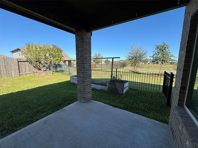 29602 Juniper Ct — Photo 39