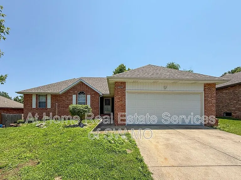 4338 S York Ave — Photo 1