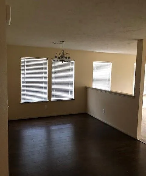 32107 Anne Ln — Photo 5