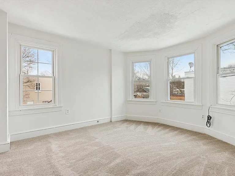 415 Walnut St #1 — Photo 10
