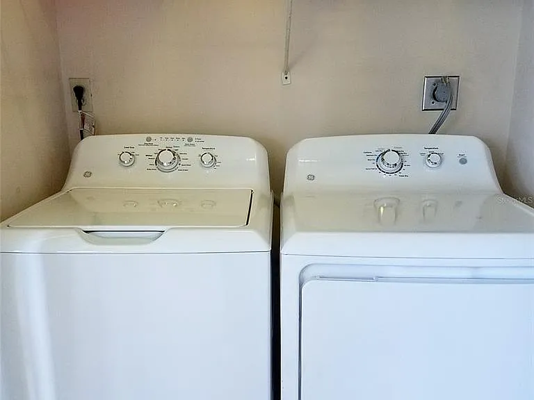 270 Woodlake Wynde #270 — Photo 15