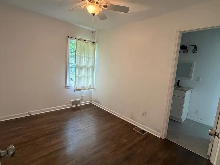 1369 Sagewood Cir — Photo 17